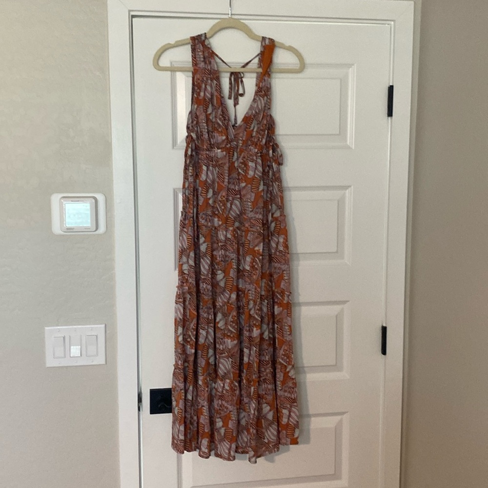 Orange midi dress size M